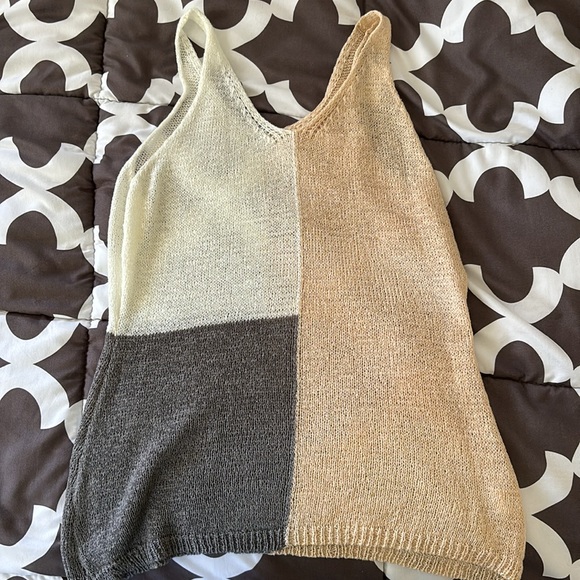 Color Block Crochet Style Tank Top NWOT Size M - Picture 5 of 7